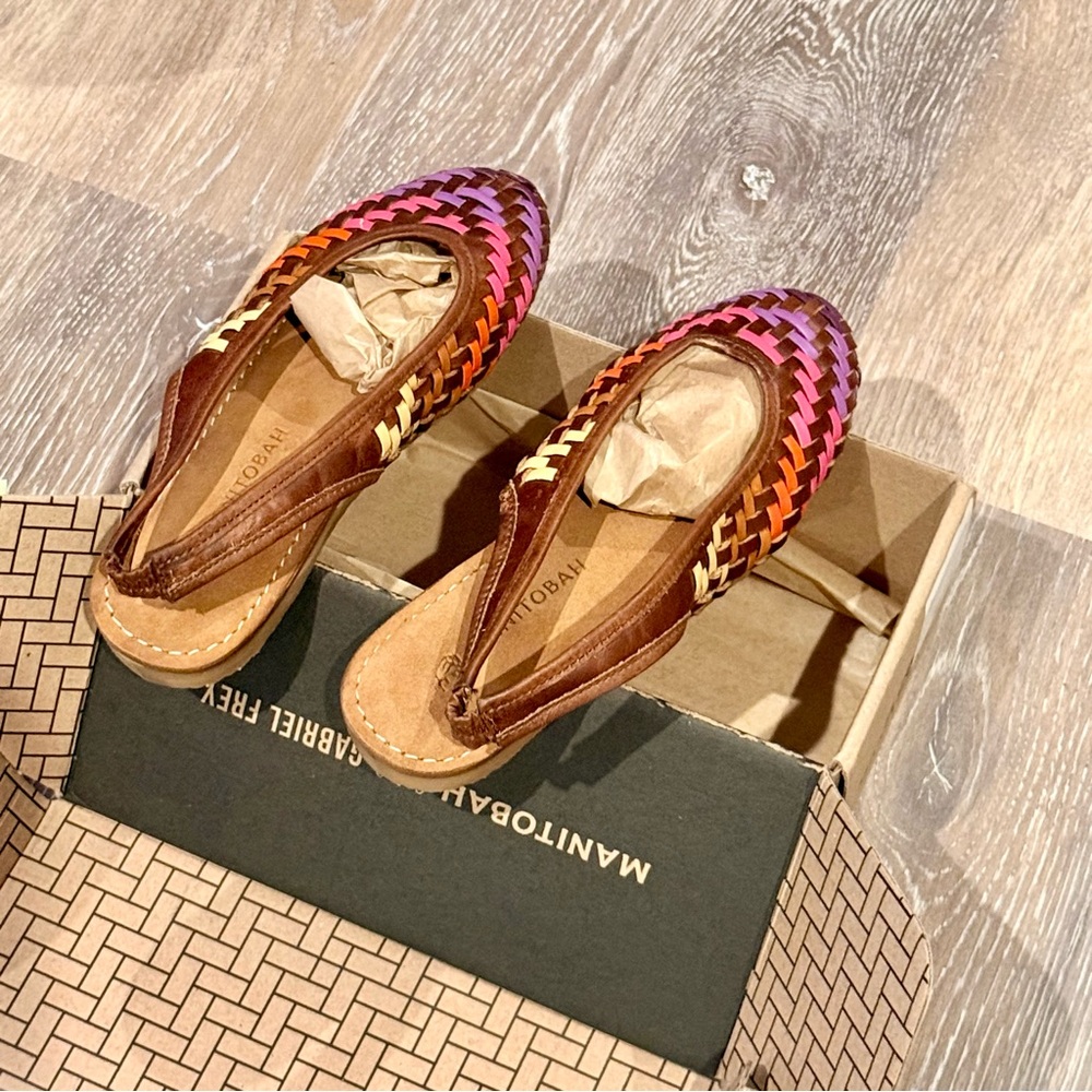 NWT | Manitobah | Gabriel Frey | WIPHUNAKSON | COCOA/CACAO | Slingback | W7.5